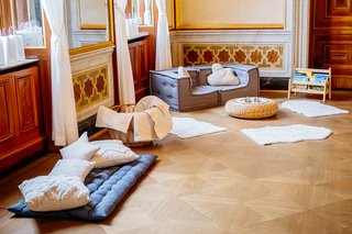 Kinderbetreuung mit Lese und Ruh-Ecke auf einer Hochzeit in Dresden