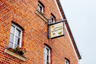 Kirchliche Hochzeit Leipzig Hochzeitsfeier Bienenfarm Kern-001.jpg