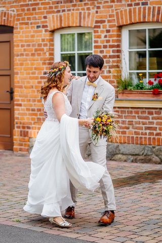 Kirchliche Hochzeit Leipzig Hochzeitsfeier Bienenfarm Kern-290.jpg