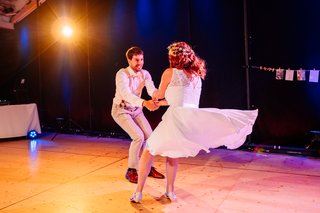Kirchliche Hochzeit Leipzig Hochzeitsfeier Bienenfarm Kern-343.jpg