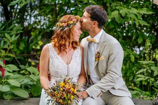Kirchliche Hochzeit Leipzig Hochzeitsfeier Bienenfarm Kern-222.jpg
