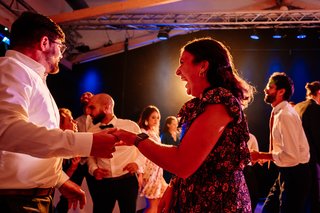 Kirchliche Hochzeit Leipzig Hochzeitsfeier Bienenfarm Kern-349.jpg