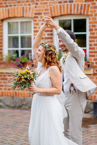 Kirchliche Hochzeit Leipzig Hochzeitsfeier Bienenfarm Kern-291.jpg