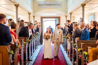 Kirchliche Hochzeit Leipzig Hochzeitsfeier Bienenfarm Kern-094.jpg