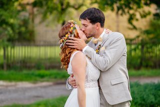 Kirchliche Hochzeit Leipzig Hochzeitsfeier Bienenfarm Kern-246.jpg
