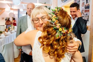 Kirchliche Hochzeit Leipzig Hochzeitsfeier Bienenfarm Kern-200.jpg