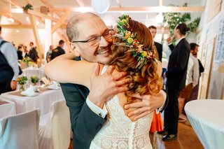 Kirchliche Hochzeit Leipzig Hochzeitsfeier Bienenfarm Kern-203.jpg
