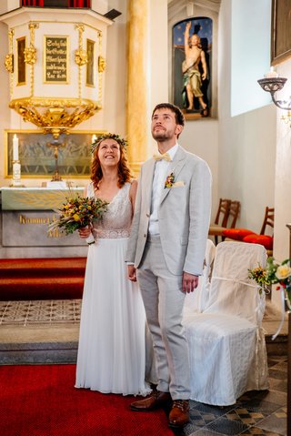 Kirchliche Hochzeit Leipzig Hochzeitsfeier Bienenfarm Kern-095.jpg