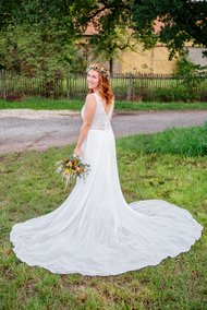 Kirchliche Hochzeit Leipzig Hochzeitsfeier Bienenfarm Kern-258.jpg