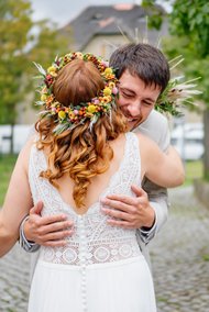 Kirchliche Hochzeit Leipzig Hochzeitsfeier Bienenfarm Kern-083.jpg