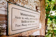 Kirchliche Hochzeit Leipzig Hochzeitsfeier Bienenfarm Kern-018.jpg