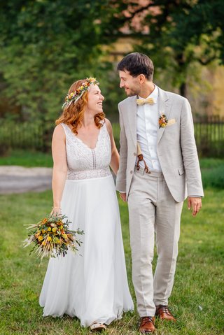 Kirchliche Hochzeit Leipzig Hochzeitsfeier Bienenfarm Kern-254.jpg