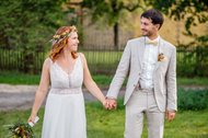 Kirchliche Hochzeit Leipzig Hochzeitsfeier Bienenfarm Kern-252.jpg