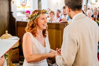Kirchliche Hochzeit Leipzig Hochzeitsfeier Bienenfarm Kern-158.jpg