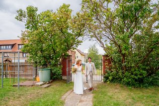 Kirchliche Hochzeit Leipzig Hochzeitsfeier Bienenfarm Kern-087.jpg