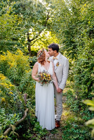 Kirchliche Hochzeit Leipzig Hochzeitsfeier Bienenfarm Kern-233.jpg