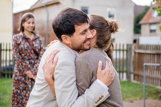 Kirchliche Hochzeit Leipzig Hochzeitsfeier Bienenfarm Kern-075.jpg