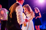 Kirchliche Hochzeit Leipzig Hochzeitsfeier Bienenfarm Kern-363.jpg