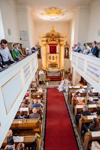 Kirchliche Hochzeit Leipzig Hochzeitsfeier Bienenfarm Kern-160.jpg