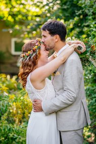 Kirchliche Hochzeit Leipzig Hochzeitsfeier Bienenfarm Kern-241.jpg
