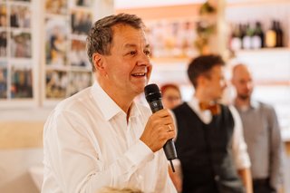 Kirchliche Hochzeit Leipzig Hochzeitsfeier Bienenfarm Kern-335.jpg