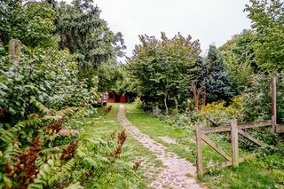 Kirchliche Hochzeit Leipzig Hochzeitsfeier Bienenfarm Kern-009.jpg