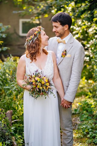 Kirchliche Hochzeit Leipzig Hochzeitsfeier Bienenfarm Kern-232.jpg
