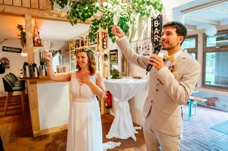 Kirchliche Hochzeit Leipzig Hochzeitsfeier Bienenfarm Kern-198.jpg