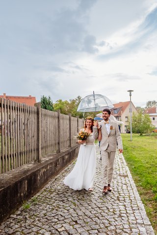 Kirchliche Hochzeit Leipzig Hochzeitsfeier Bienenfarm Kern-178.jpg