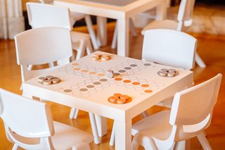 Spieltisch für Kinder auf Hochzeit