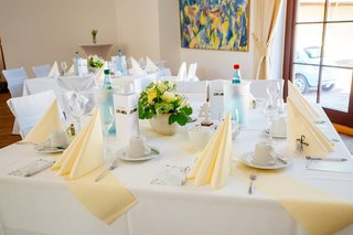 Standesamtliche Hochzeit Schloss Burgk Freital-102.jpg